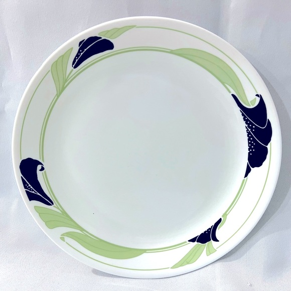 Corelle by Corning coffee cups, bowls and plates (12 pieces) - Picture 2 of 7